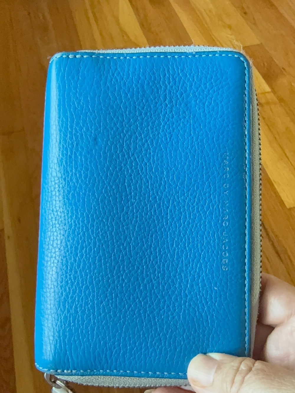 Marc by Marc Jacobs Bright Turquoise Zip-Around Wallet Case